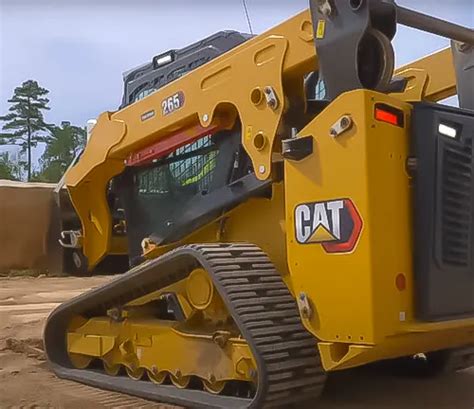 265 cat skid steer price|cat 265 lifting capacity.